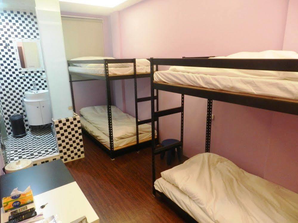 הוסטל טאיצ'ונג Feng Chia House מראה חיצוני תמונה