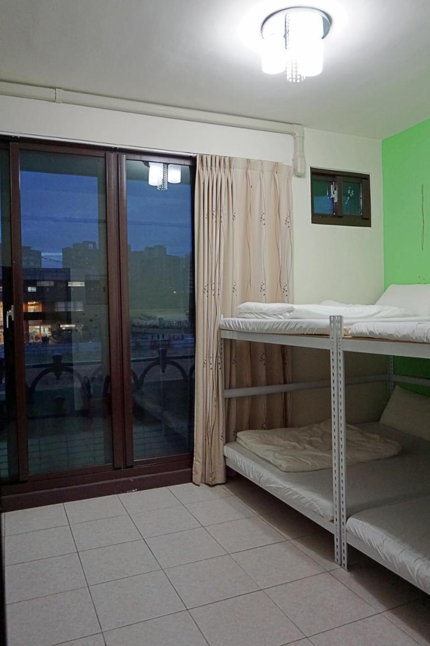 הוסטל טאיצ'ונג Feng Chia House מראה חיצוני תמונה